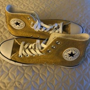 Converse high top